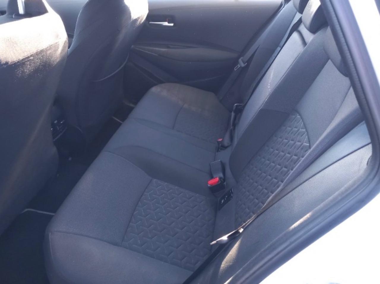 Toyota Corolla Touring Sports 1.8 Hybrid Business Tech