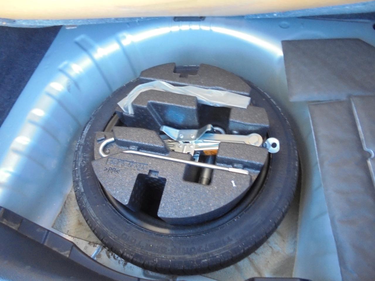 Nissan Micra IG-T 100 AUTOMATICA Xtronic 5 porte N-Connecta