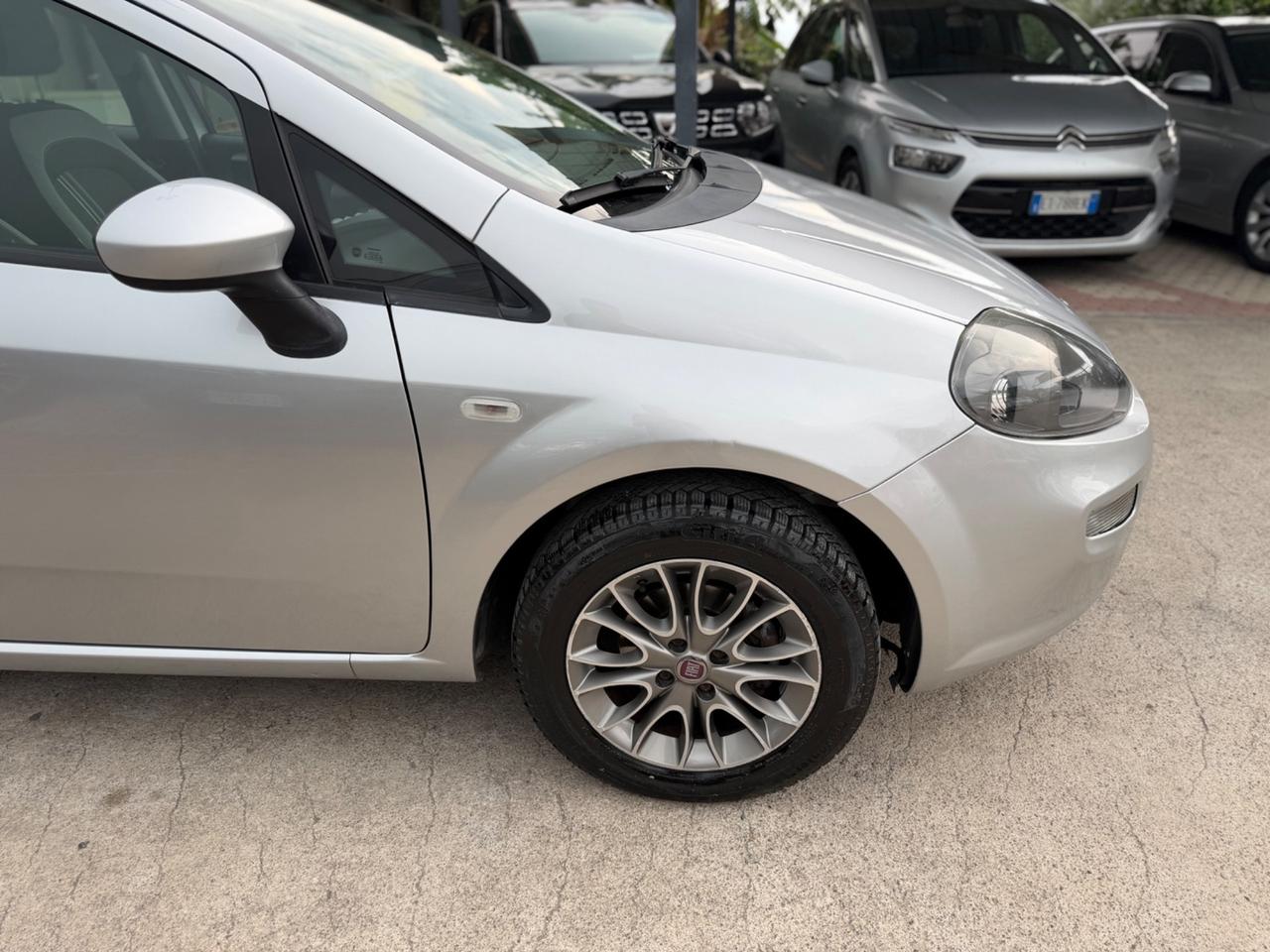 Fiat Punto 1.3 MJT 75 CV 5 porte Km Certificati