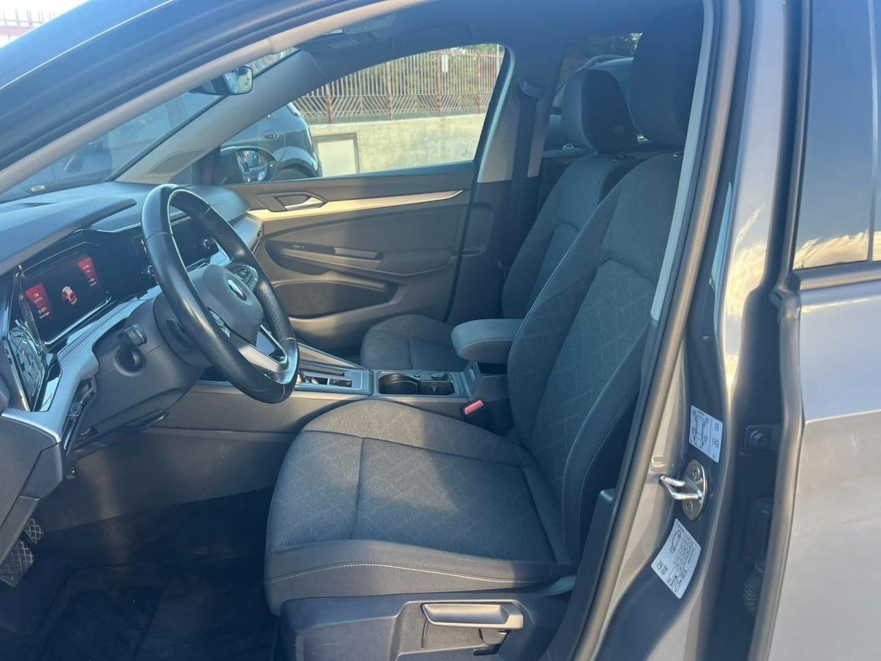 Volkswagen Golf 2.0 TDI DSG