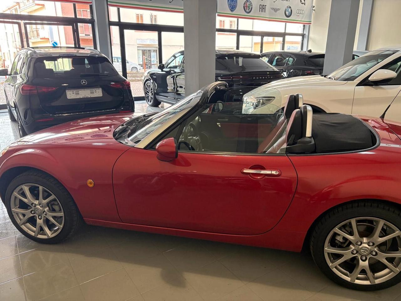 Mazda MX-5 Roadster 2.0L 16V 3rd Generation