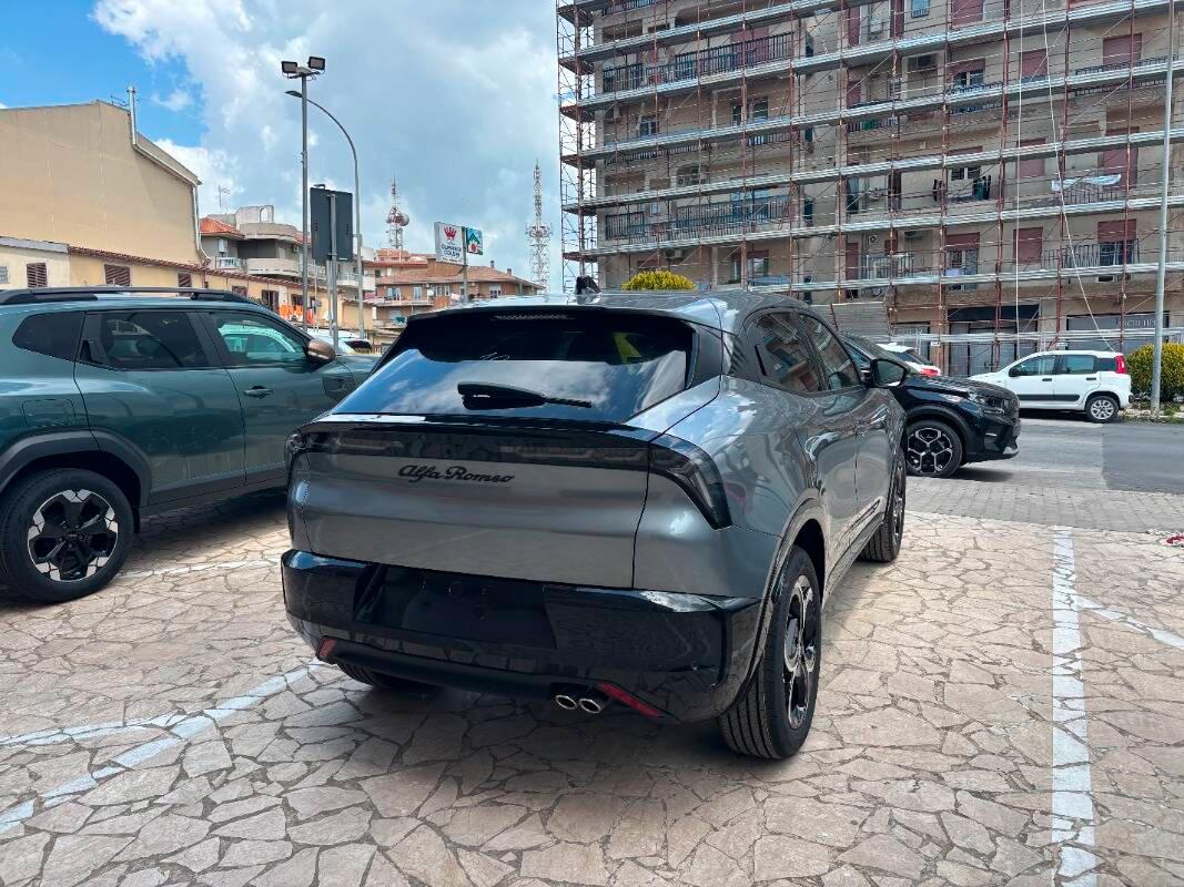 Alfa Romeo Junior 1.2 ibrida 145cv edct6