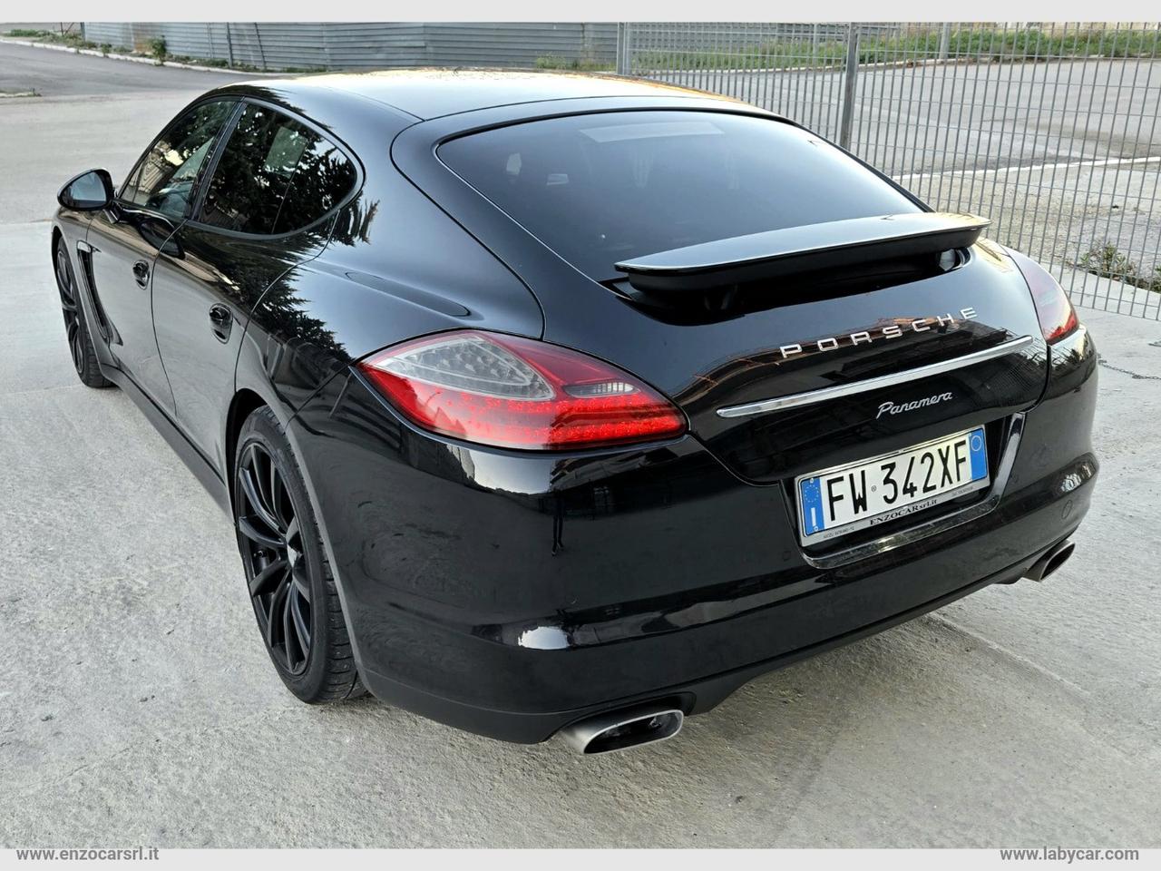 PORSCHE Panamera 3.0 Diesel Platinum Edition ALL BLACK