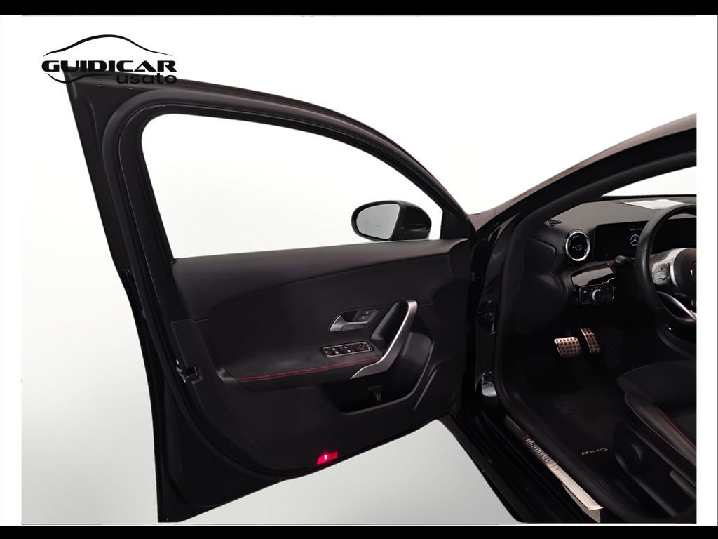 Mercedes-Benz Classe A - W177 2018 - A 200 Premium auto