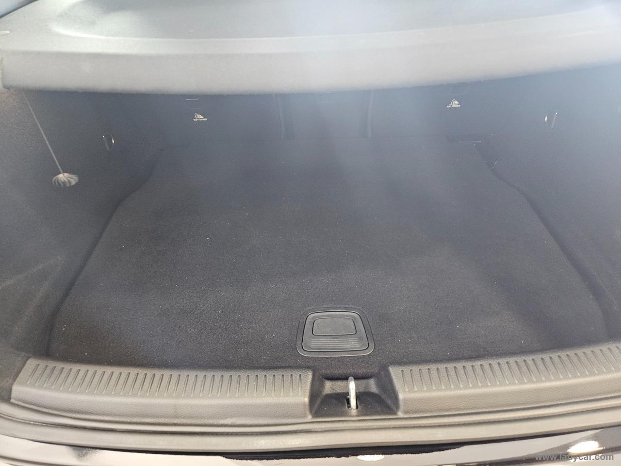 MERCEDES-BENZ A 200 d Automatic Premium Plus AMG Line