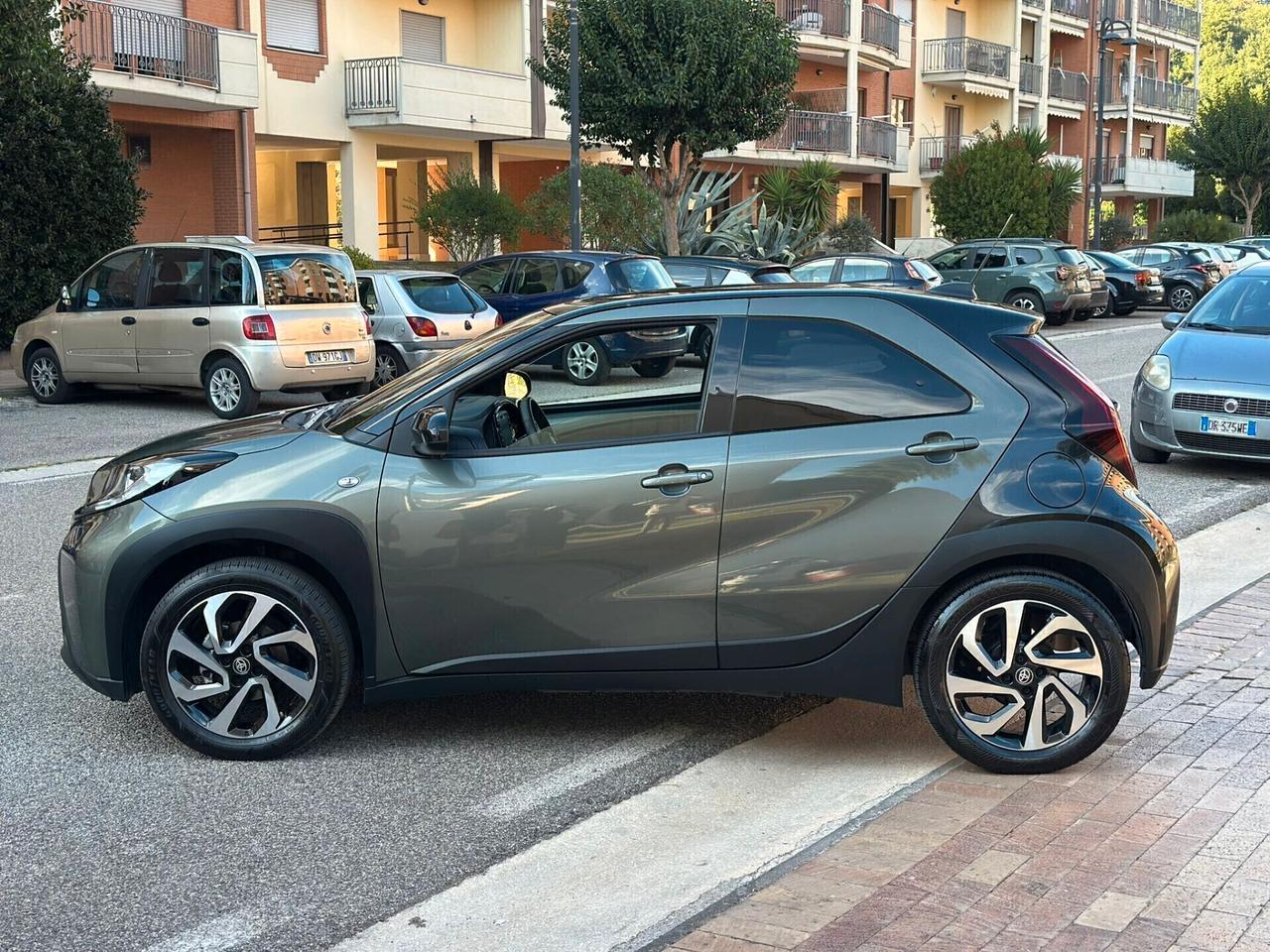 Toyota Aygo X 1.0 VVT-i 72 CV 5 porte Trend