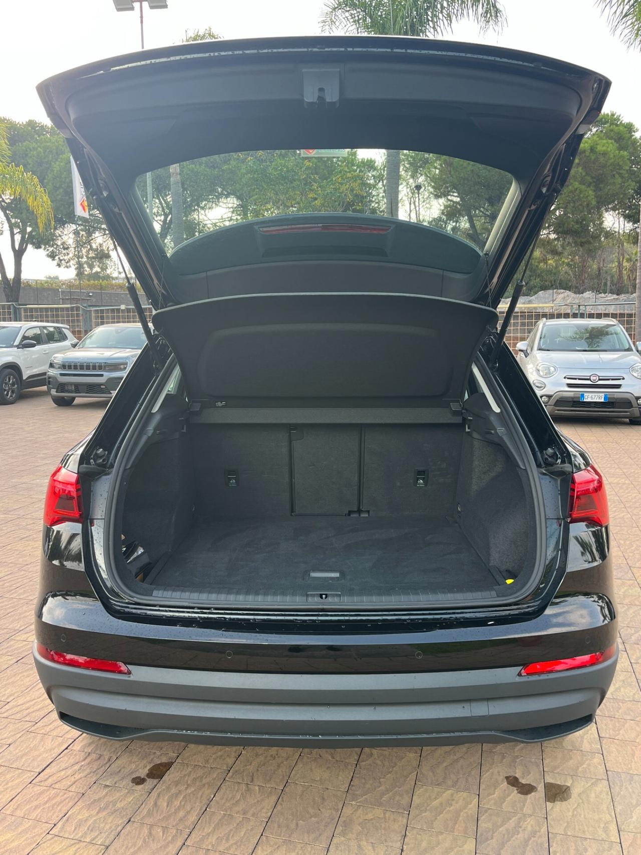 Audi Q3 35 TDI S tronic line edition