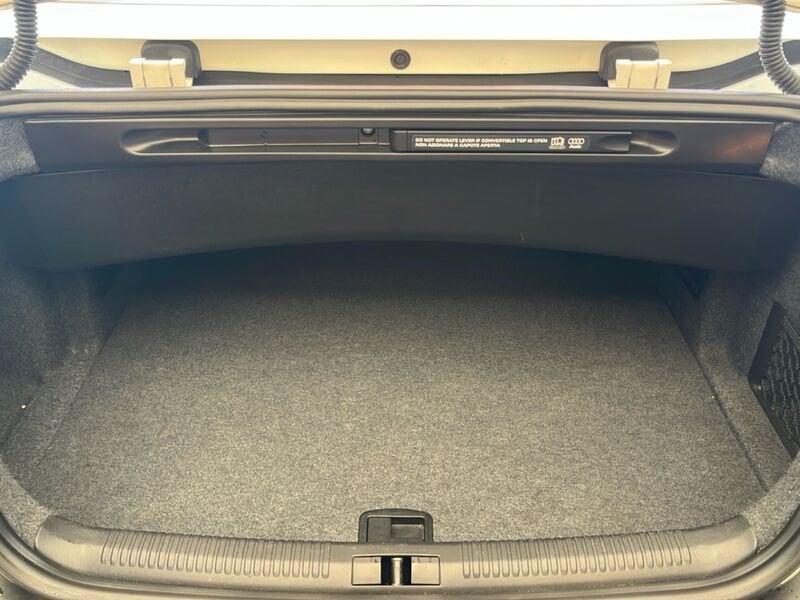 Audi A4 A4 Cabrio 2.0 tdi *AUTOMATICA*