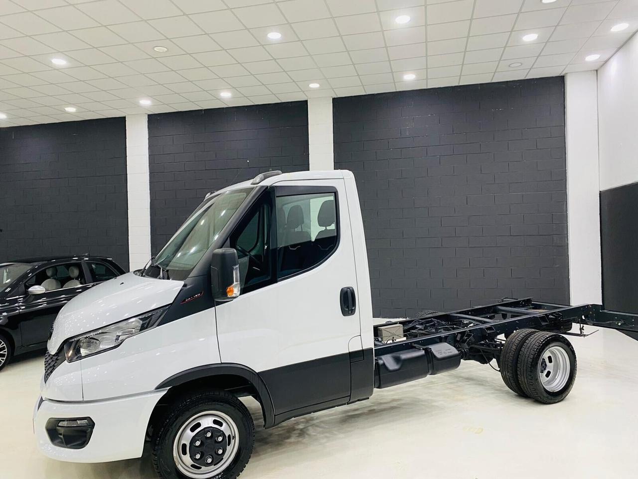 Iveco Daily 35c18 3.0 cc telaio passo 3450 180 CV