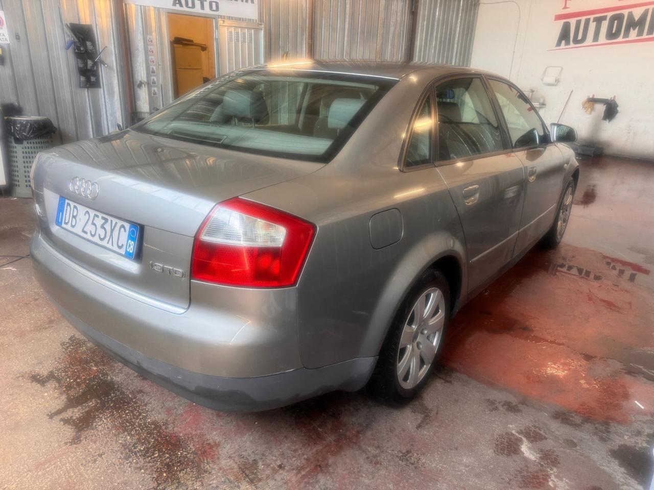Audi A4 1.9 TDI/130 CV cat BERLINA