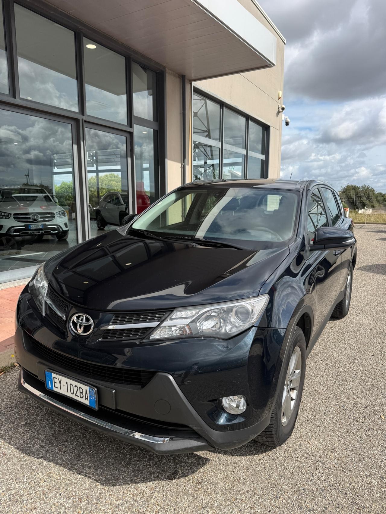 Toyota RAV 4 RAV4 2.0 D-4D 2WD my14"
