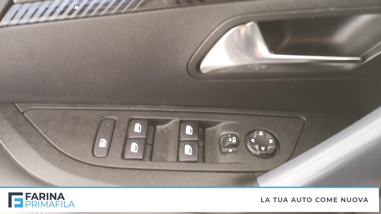 PEUGEOT 2008 1.5 bluehdi Allure Navi Pack s&s 130cv eat8