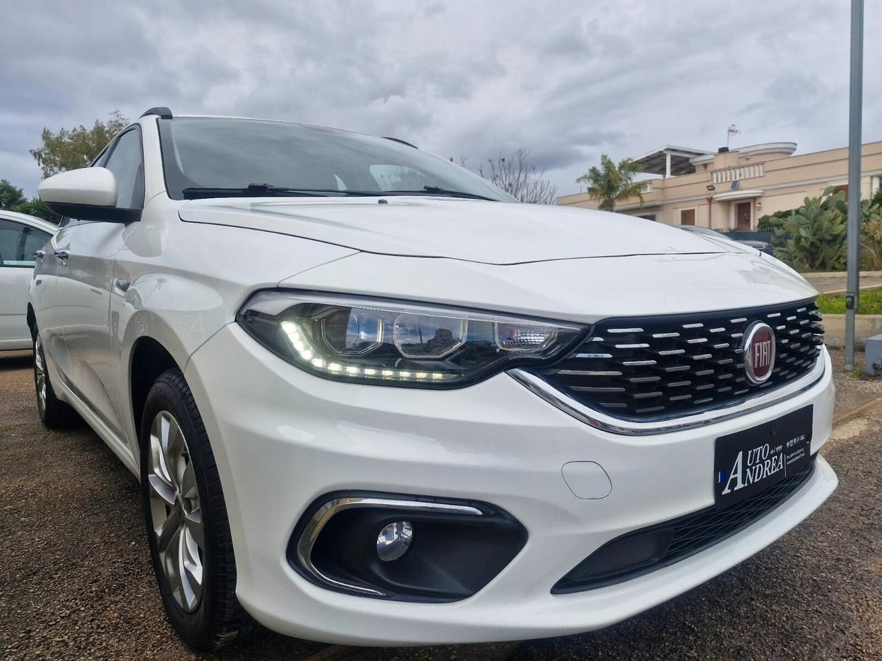 Fiat Tipo 1.3 Mjt Sw Lounge navig led 2021