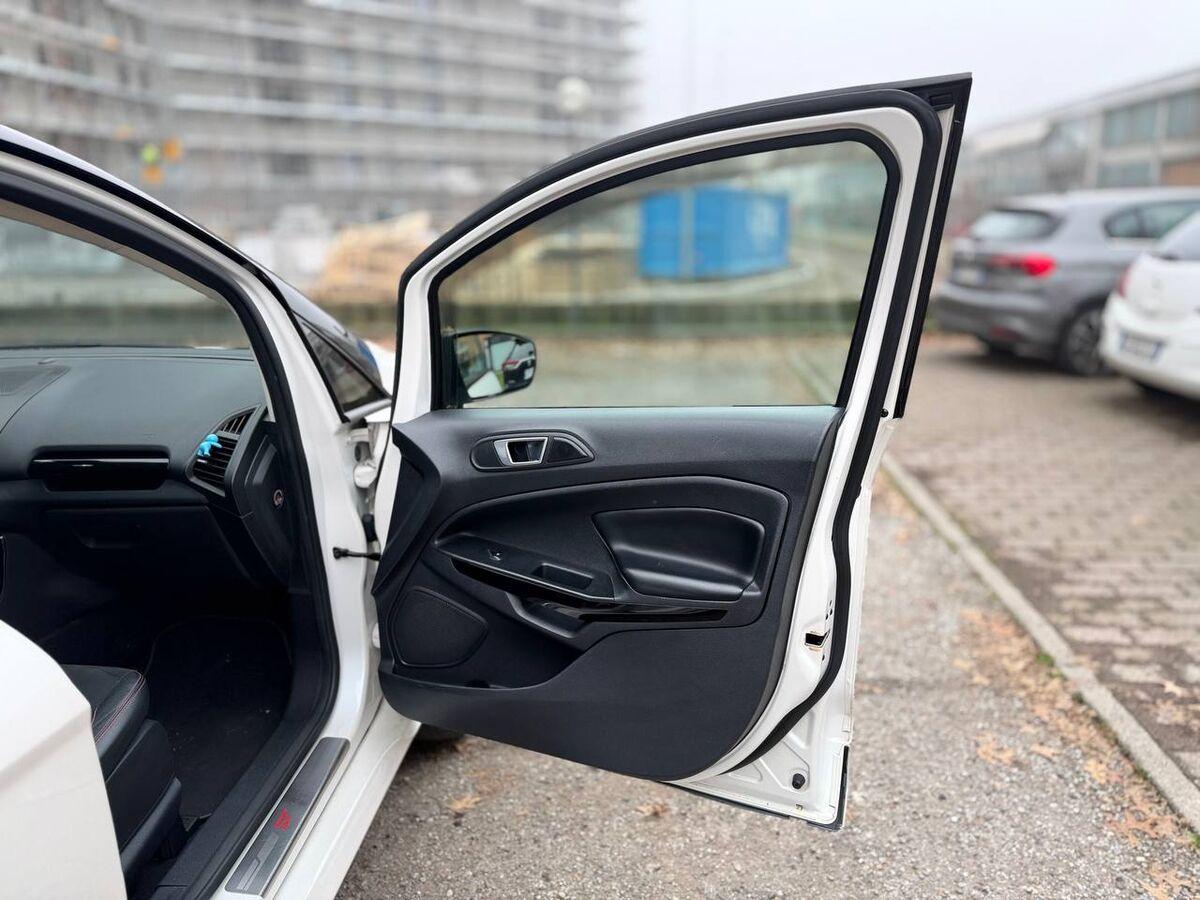 Ford EcoSport 1.0 ecoboost ST-Line s&s 125cv auto