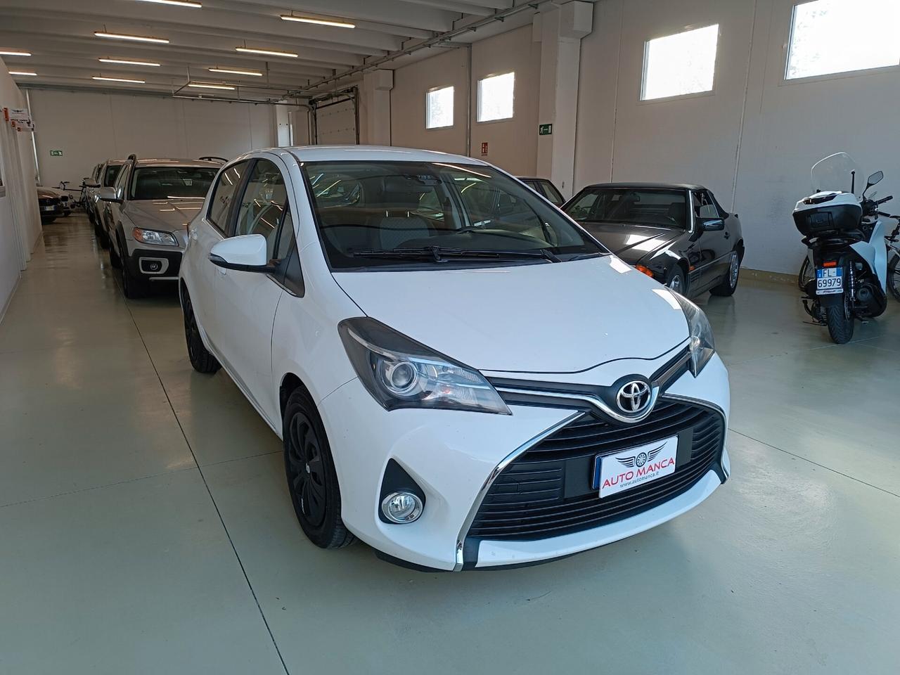 Toyota Yaris 1.0 5 porte