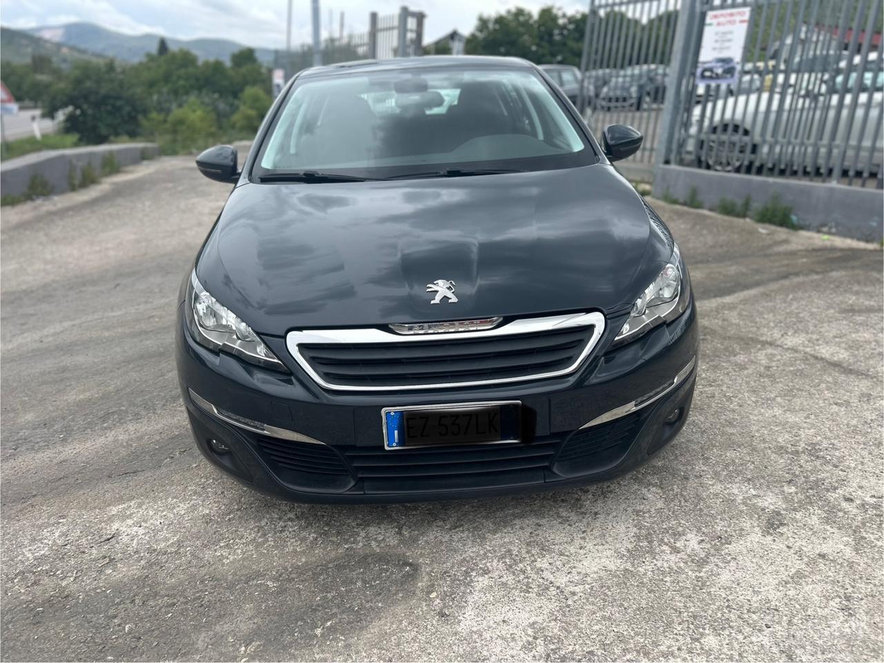 Peugeot 308 BlueHDi 100 S&S Business