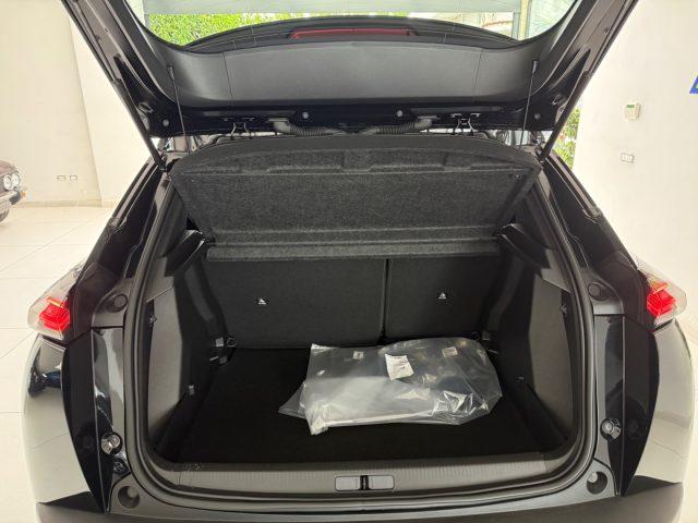 PEUGEOT 2008 Hybrid 136 e-DCS6 Allure tua da ?299,00 mensili