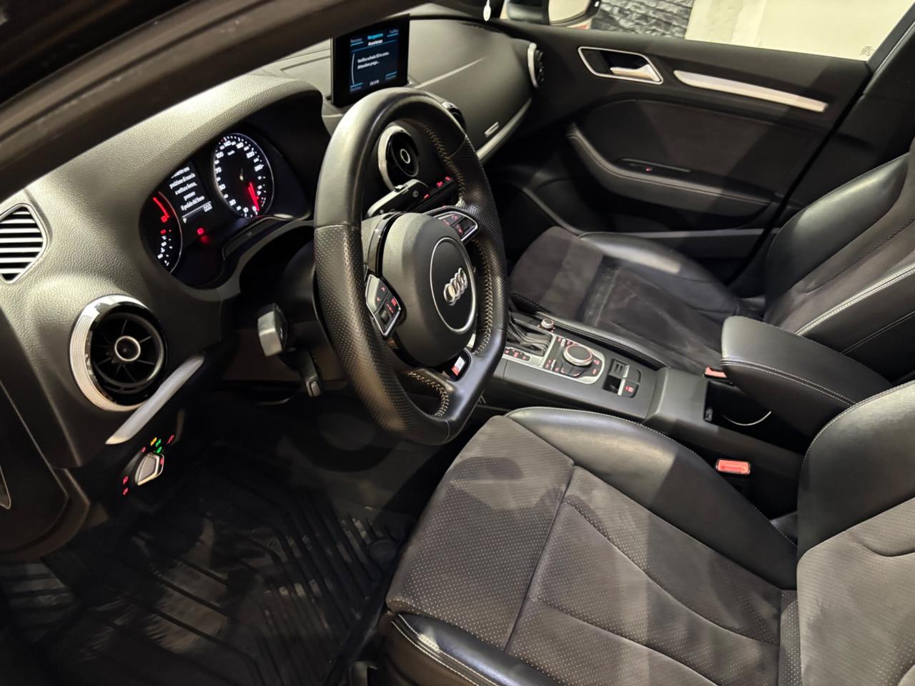 Audi A3 Sedan 1.6 TDI S tronic s-line plus