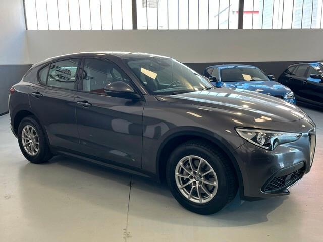Stelvio 2020 2.2 t Business Q4 190cv auto