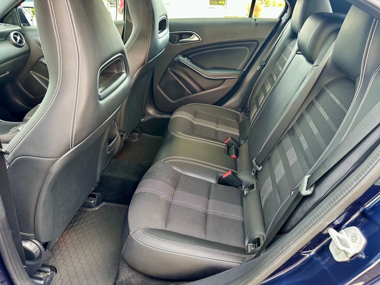 Mercedes-benz A 180 A 160 d Automatic Premium COME NUOVA