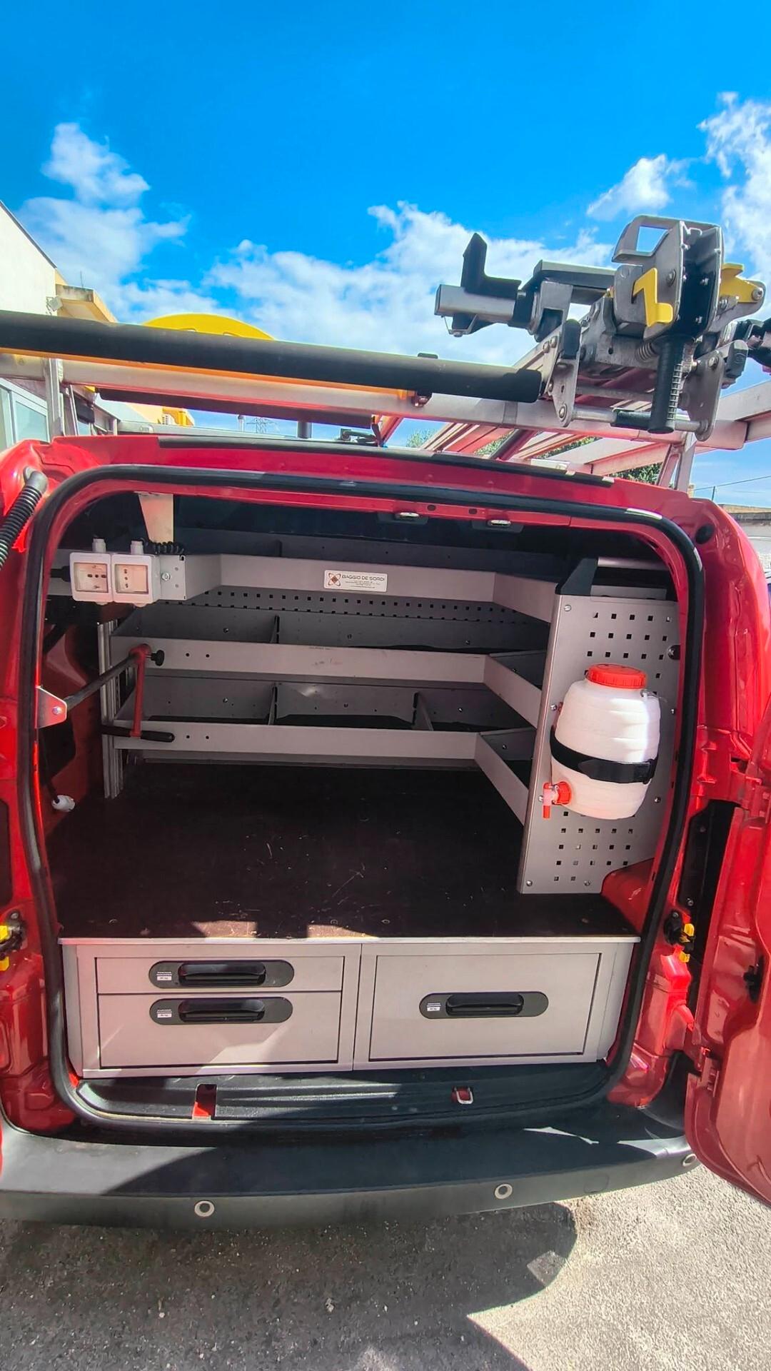 Fiat Fiorino 1.3 MJT 95CV Cargo