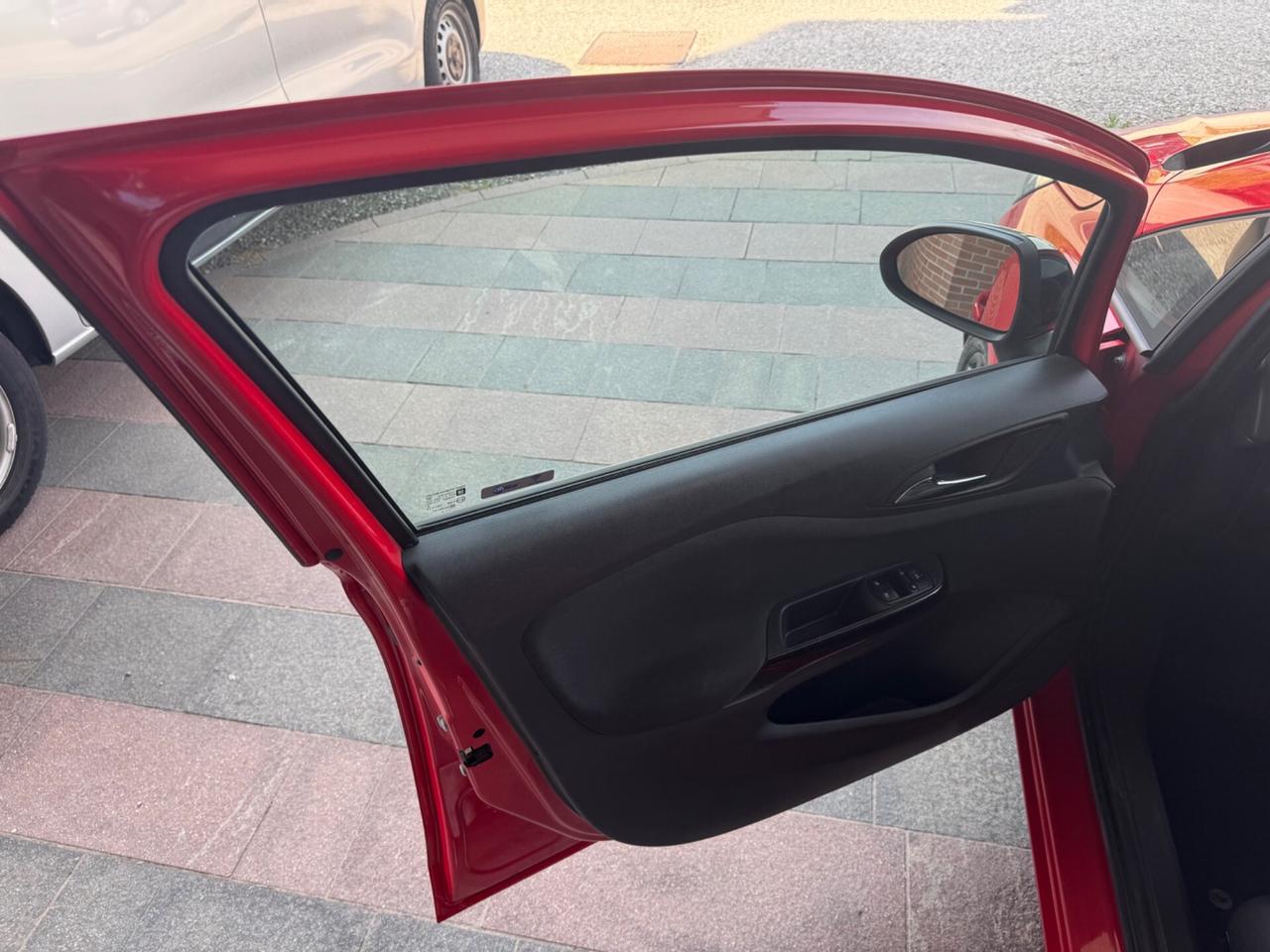 Opel Corsa 1.4 90CV GPL Neopatentati