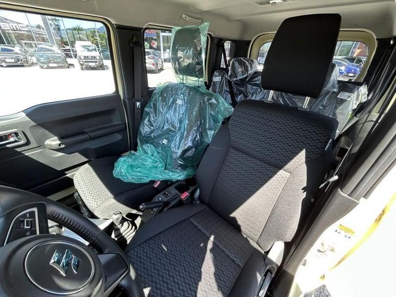 Suzuki Jimny 1.5 AT 5 PORTE 4 POSTI AUTOMATICO