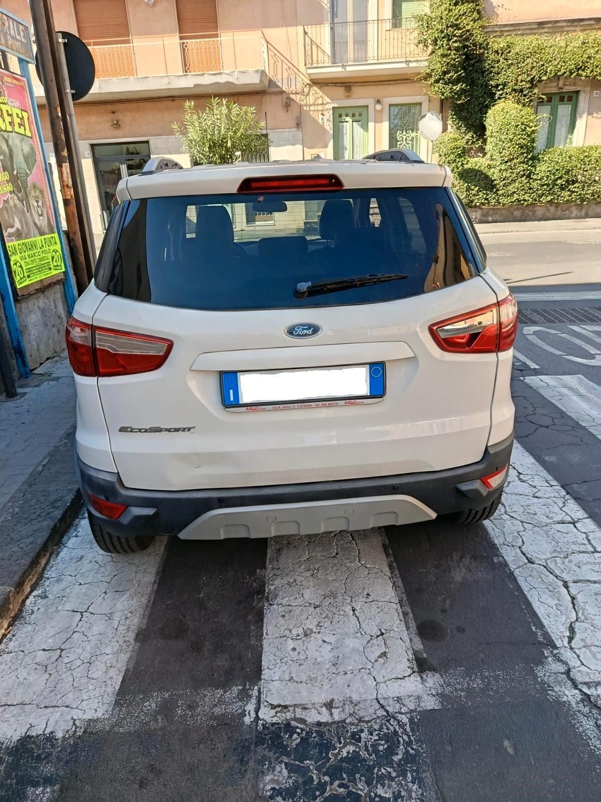 Ford EcoSport 1.5 110 cv Powershift Titanium