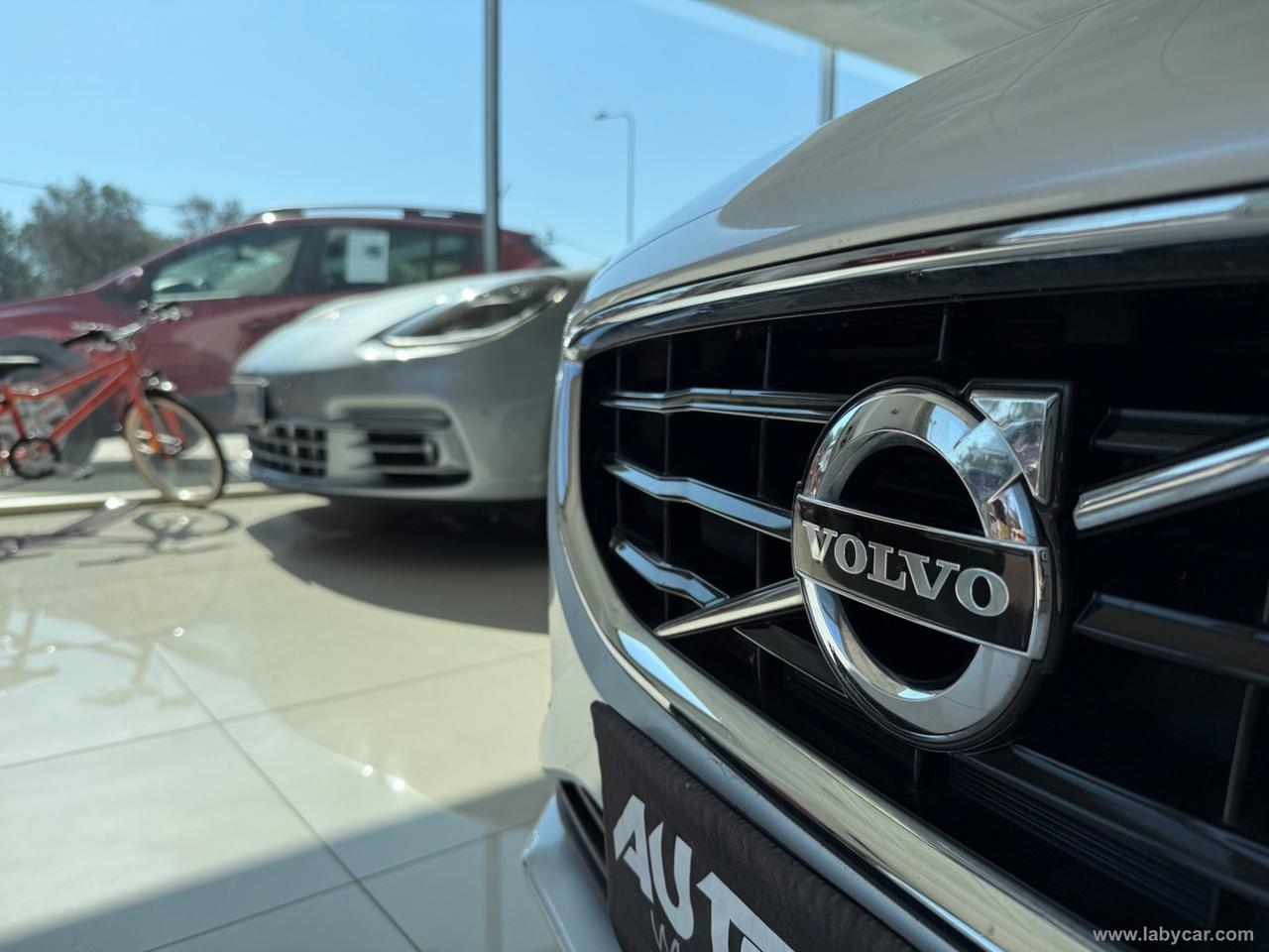 VOLVO V40 D2 Business