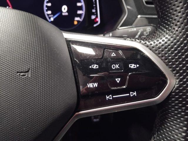 VOLKSWAGEN Tiguan 2.0 TDI 150 CV DSG R-Line 19"