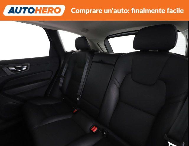VOLVO XC60 B4 (d) AWD automatico Plus Bright
