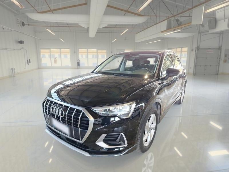 AUDI Q3 35 TDI S tronic Business Advanced