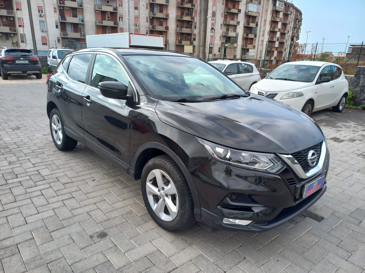 Nissan Qashqai 1.6 Dci 2wd 131 Cv Finanziabile