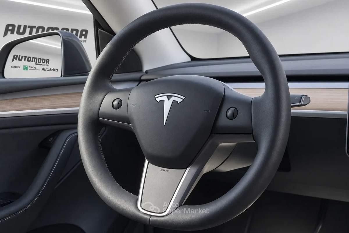 Tesla Model Y Performance Dual Motor awd