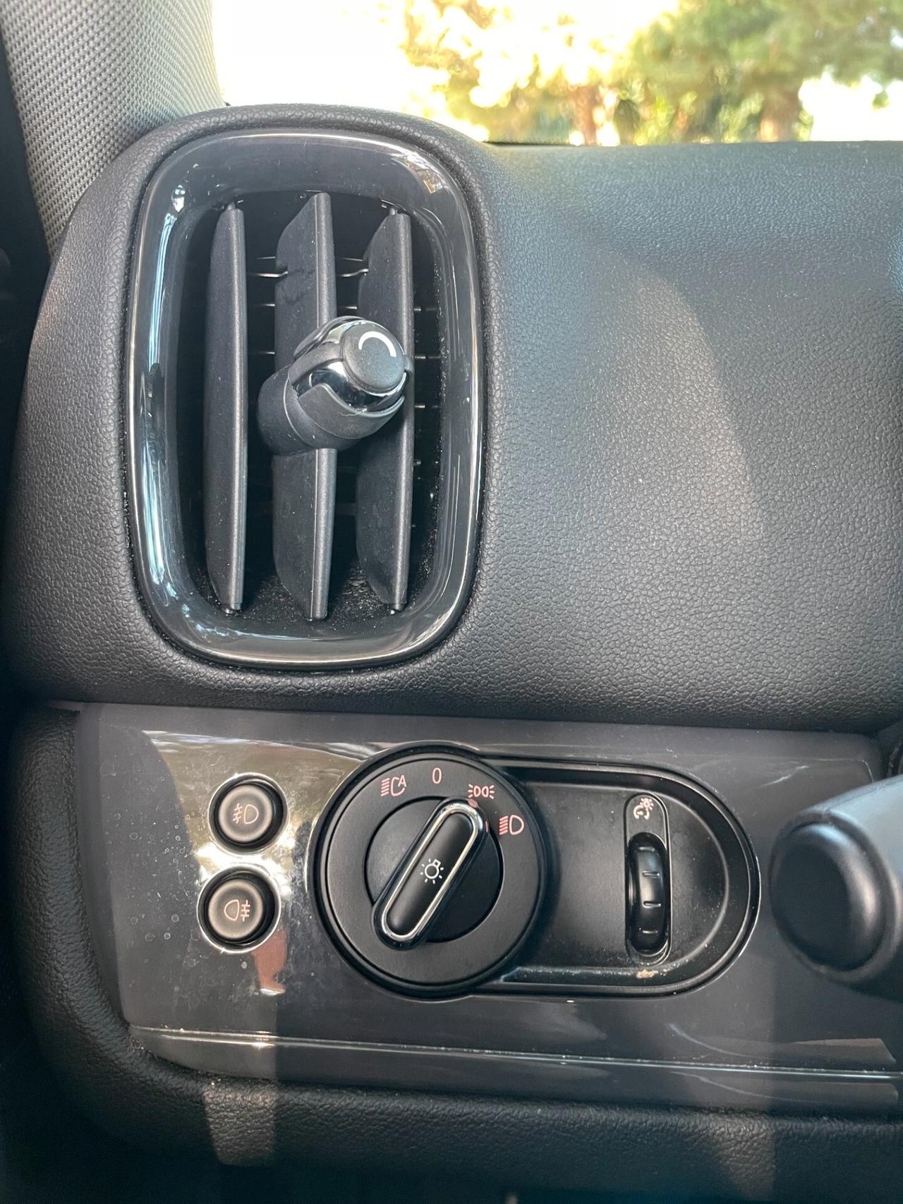 Mini Cooper D Countryman Mini 2.0 Cooper D Business Countryman ALL4 Automatica
