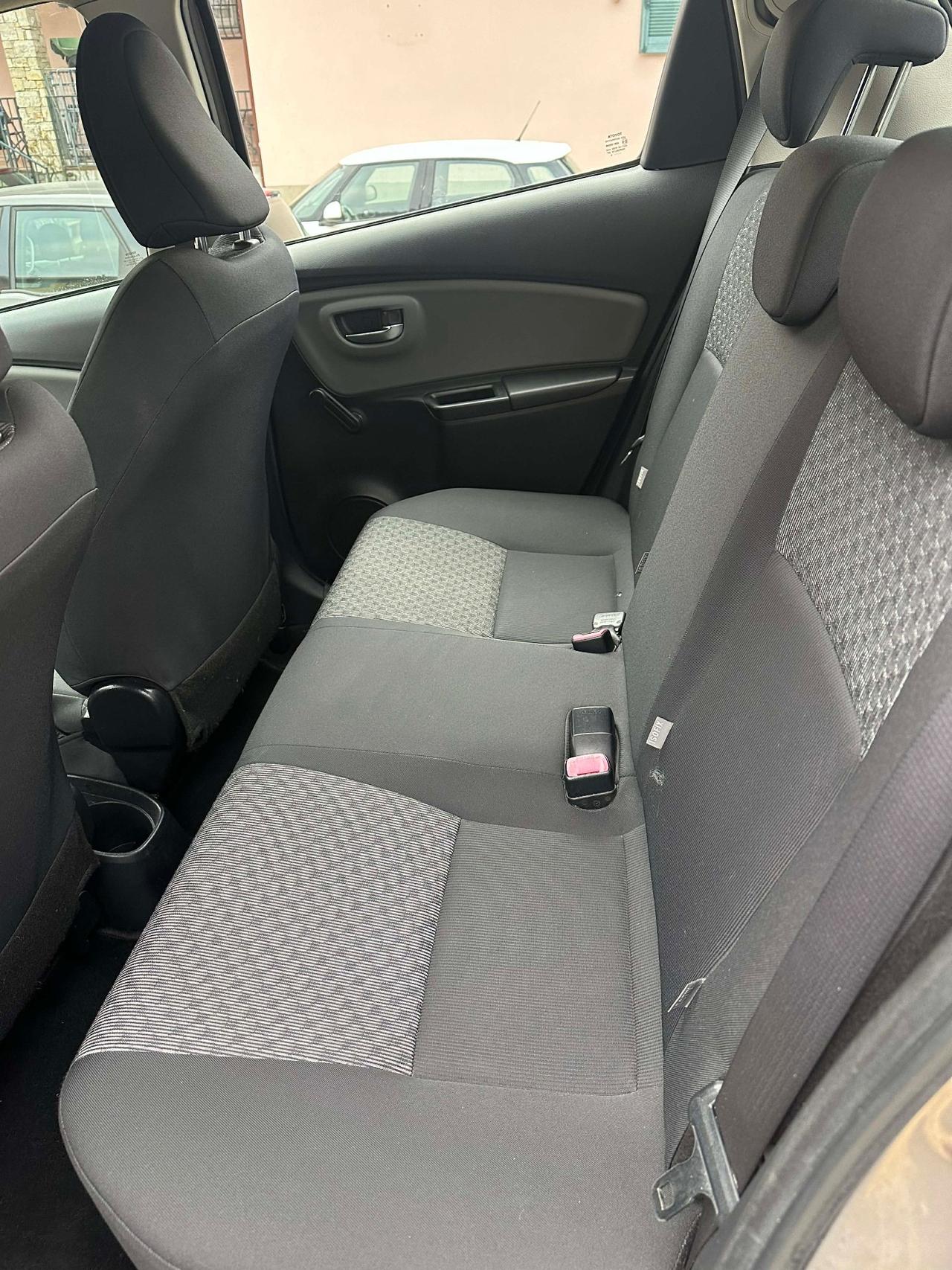 Toyota YARIS 1.0 5P ACTIVE NEOPAT KMCERT GARANZ