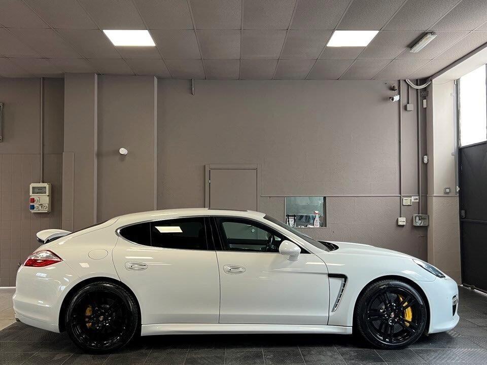 Porsche Panamera 4.8 Turbo S 550cv