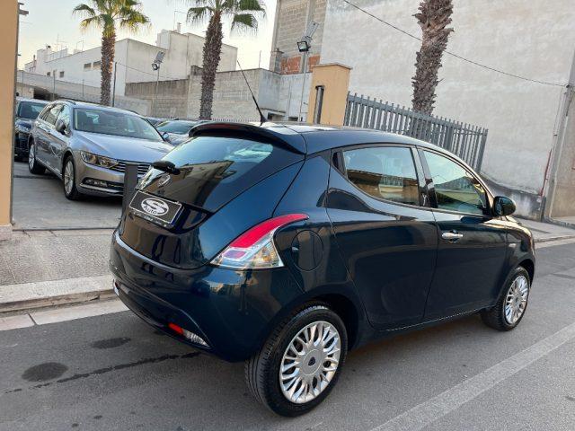 LANCIA Ypsilon 1.2 69CV Silver *SOLI*61893KM*