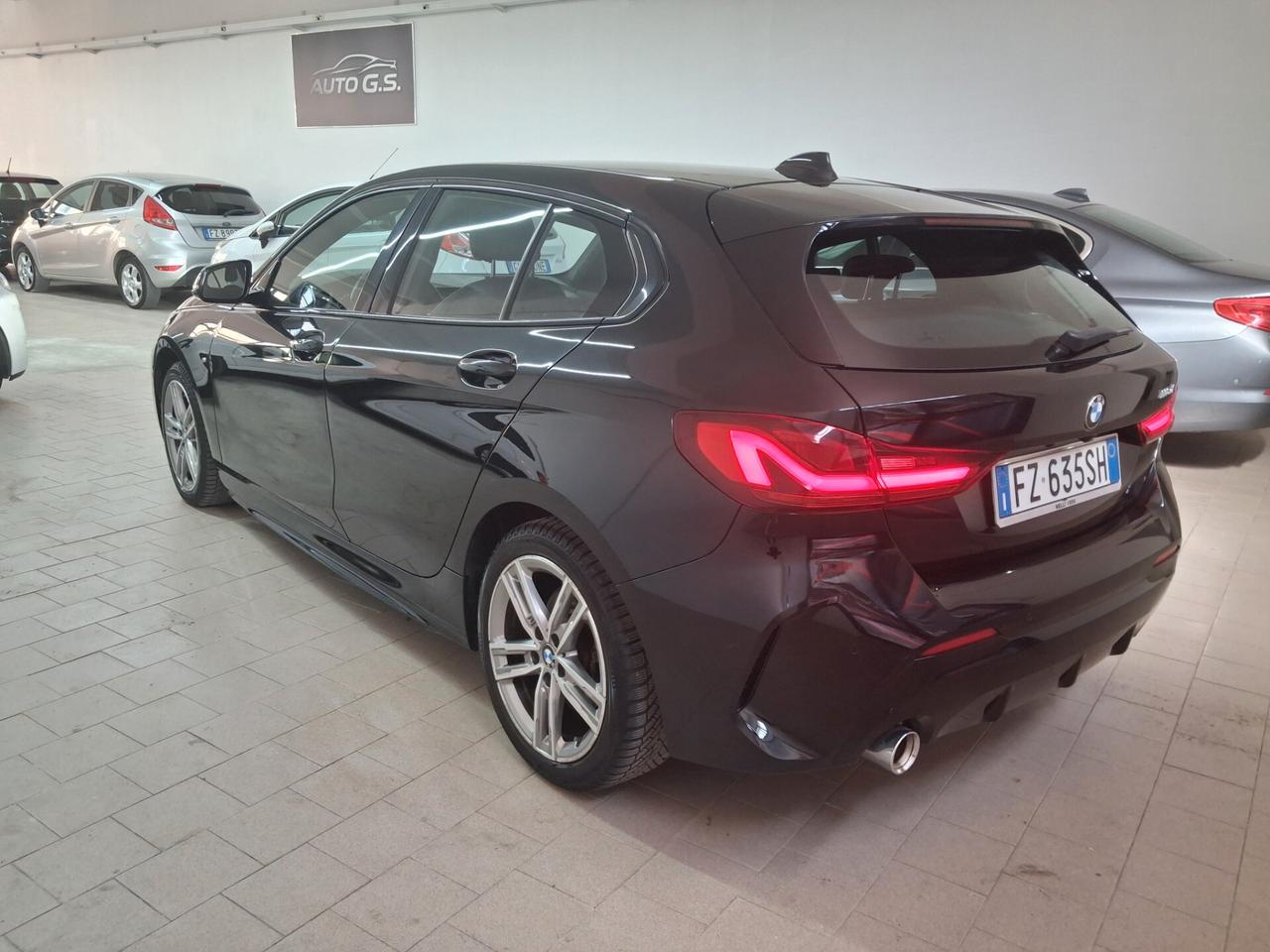 Bmw 116 116d 5p. Msport
