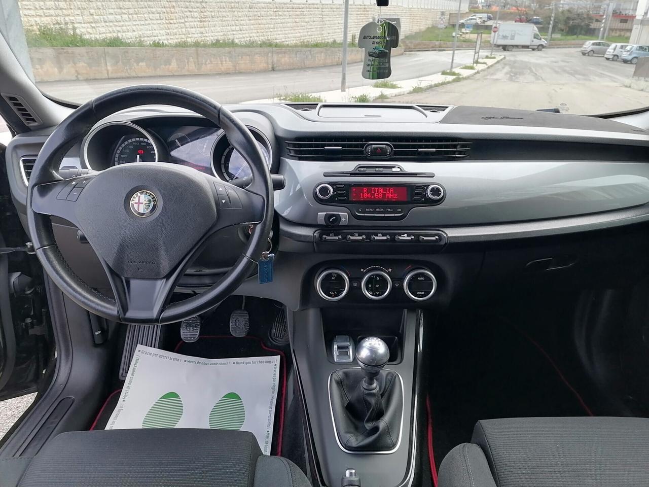Alfa Romeo Giulietta 1.6 JTDm-2 105 CV Distinctive