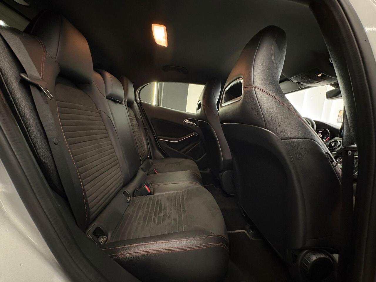 Mercedes-benz GLA 220 d Automatic 4Matic AMG Premium Restyling