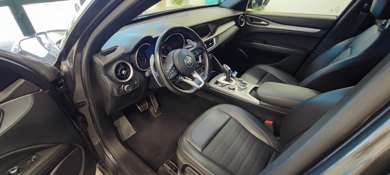 Alfa Romeo Stelvio 2.2 Turbodiesel 190 CV AT8 Q4 Sprint