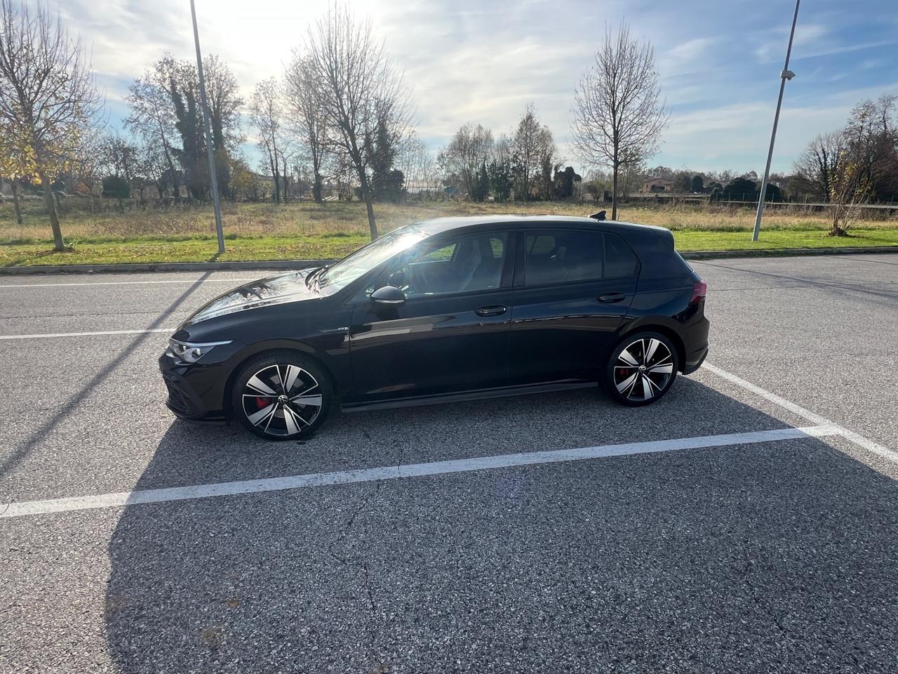 Volkswagen Golf VIII GTD 200cv dsg iQ Light FULL