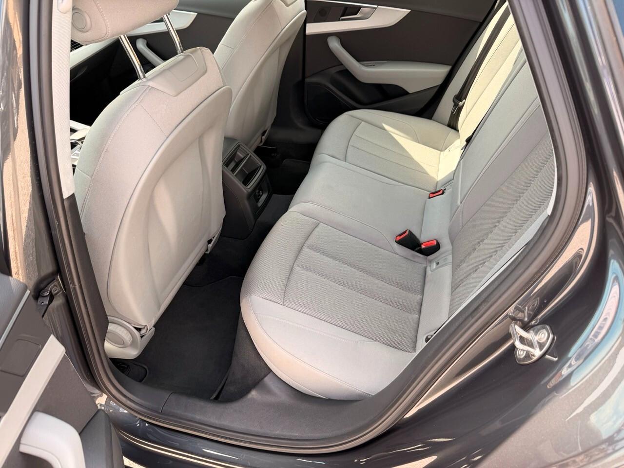 Audi A4 Avant 2.0 tdi 163 cv mhev Business S-tronic