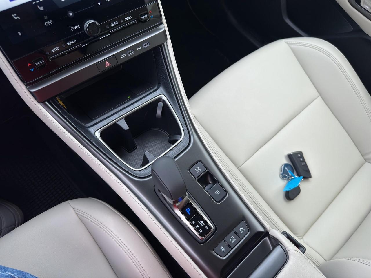 Lexus LBX 1.5 hybrid Elegant 2wd