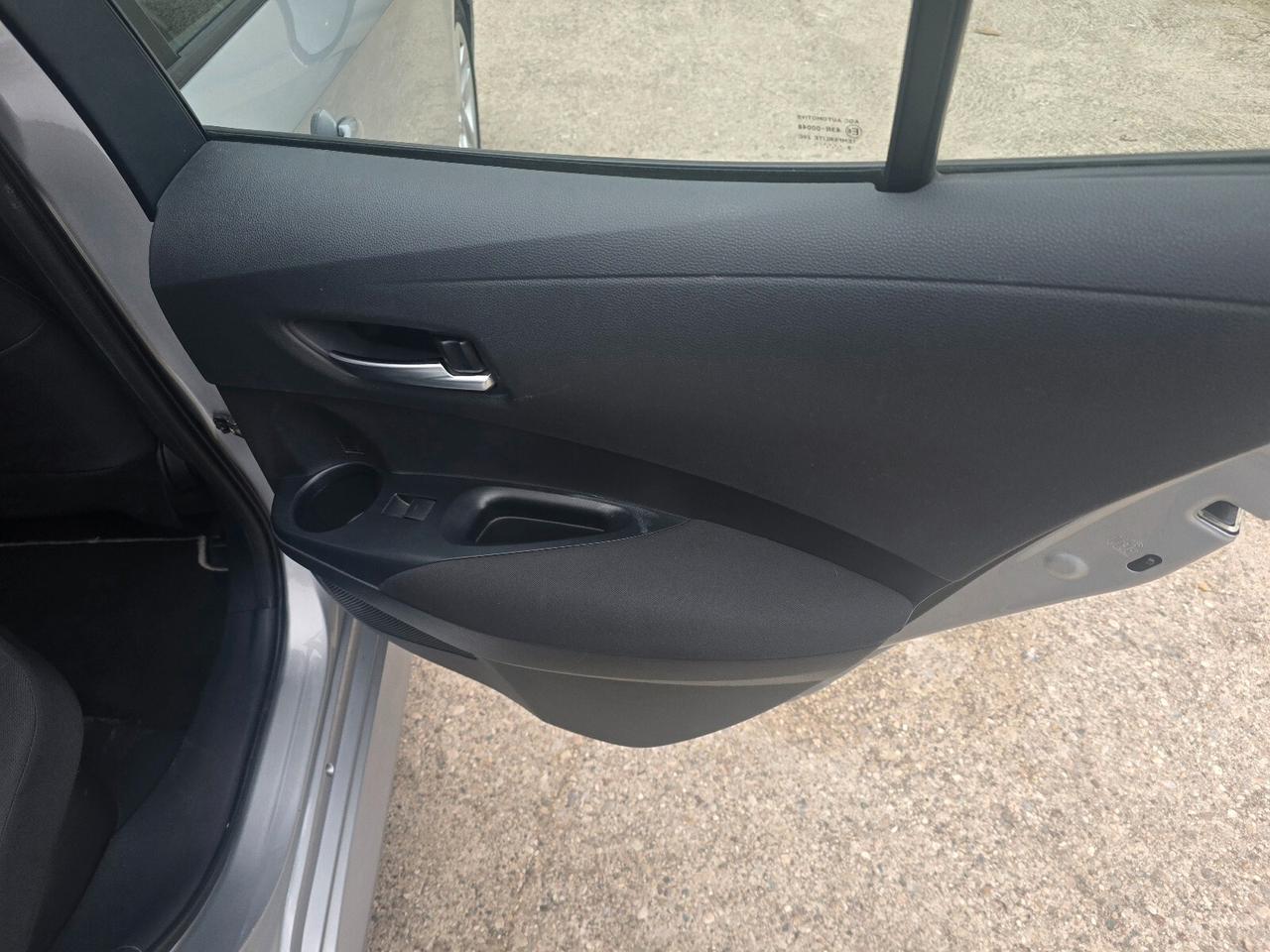 Toyota Corolla 1.8 Hybrid Style