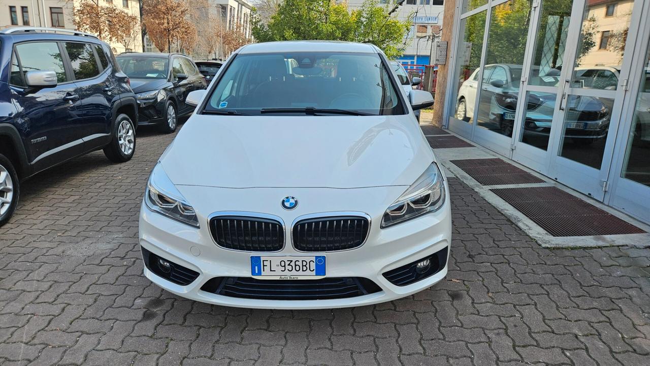BMW 218 d Active Tourer Sport 64.000 KM!!!!