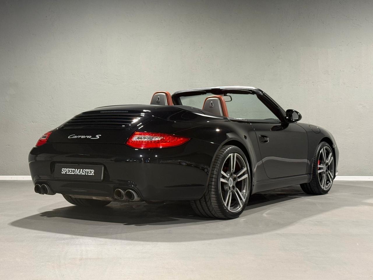Porsche 911 Carrera S Cabriolet