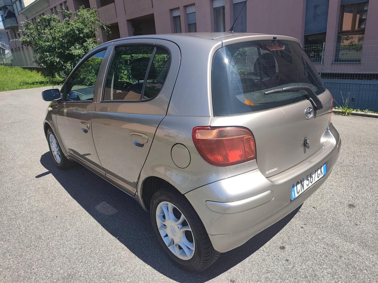 Toyota Yaris 1.0i Benz euro 4 5 porte