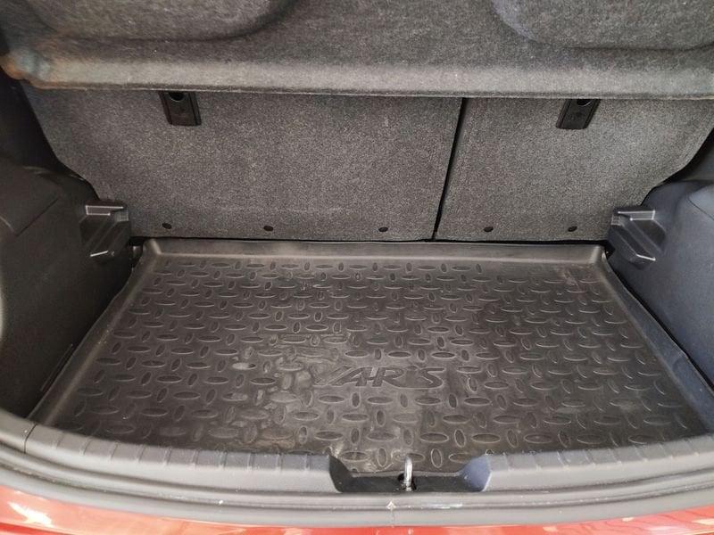 Toyota Yaris Yaris 1.0 5 porte Lounge